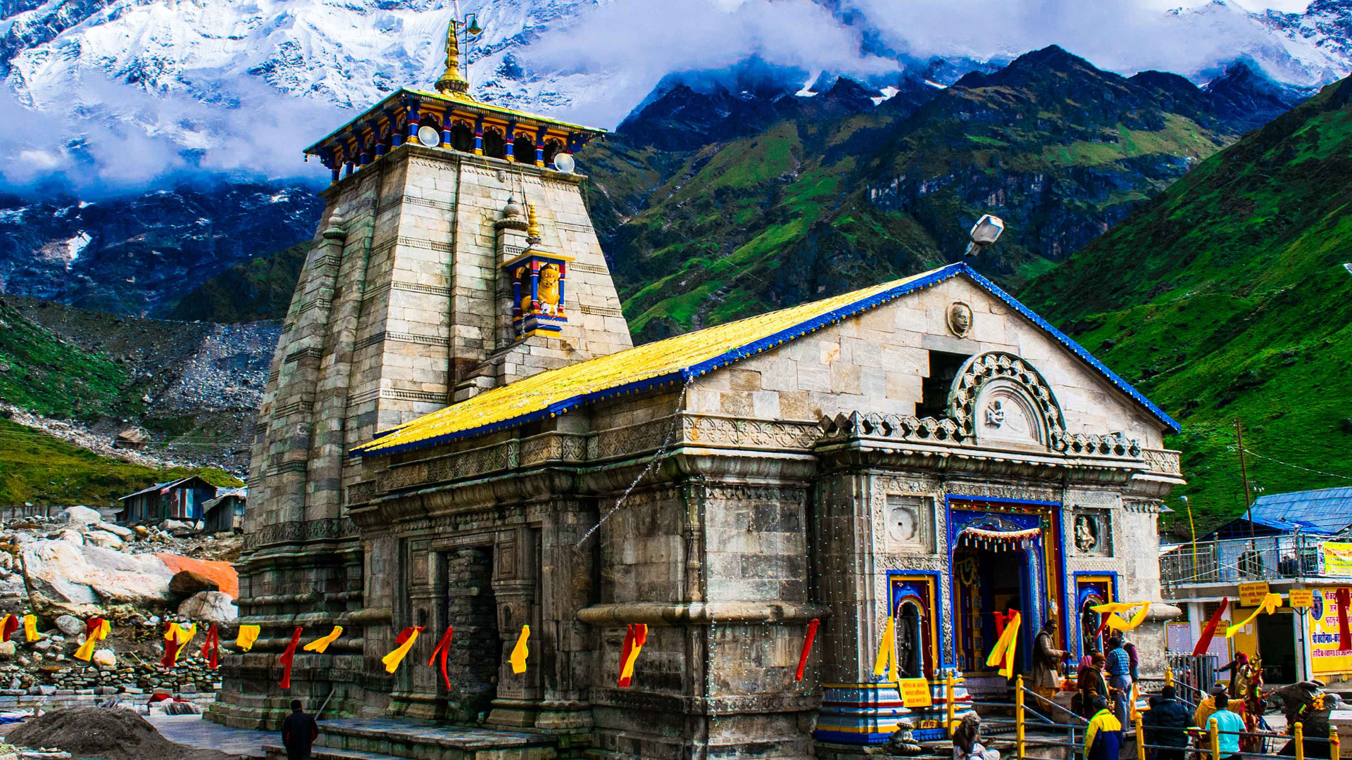 Kedarnath-(Uttarakhand)-Jyotirlingas-01