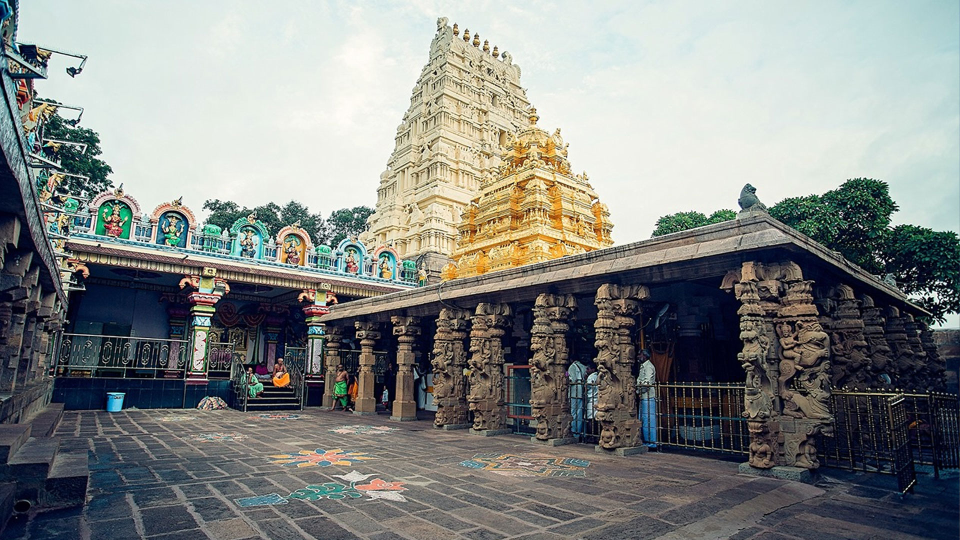 Mallikarjuna-(Andhra-Pradesh)-Jyotirlingas-01